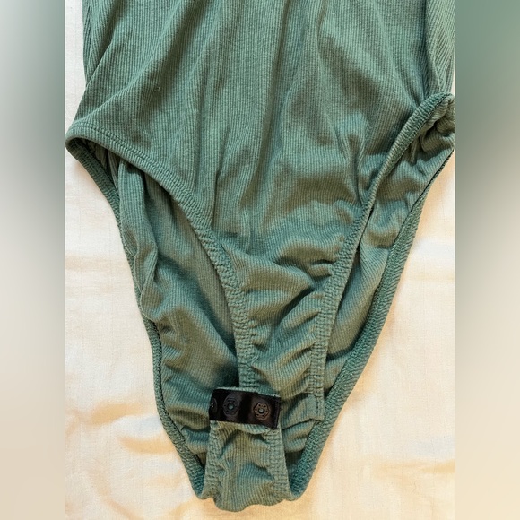 H&M Bodysuit - Picture 6 of 6